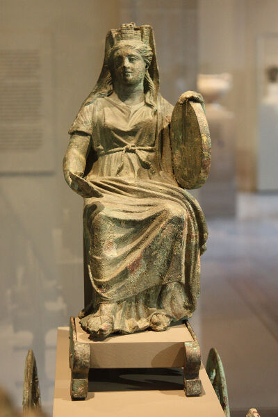 Бронзовая статуэтка Кибелы, II в. н. э.